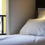 & Monsigny Otel