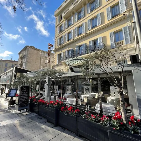 Hôtel&appartements Monsigny 3*