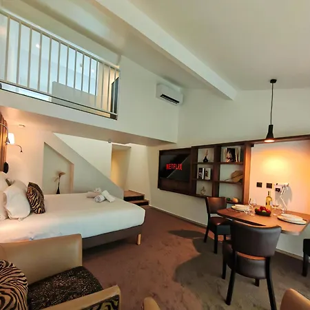 Hotell & Monsigny 3*