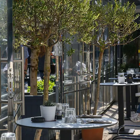 Hotel & Monsigny Nice