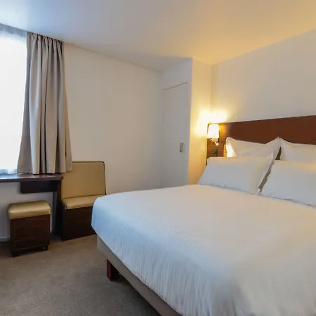 Hotel & Monsigny Nicea